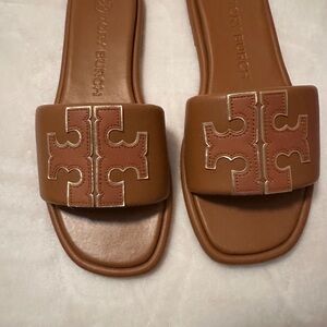 🤎✨NEW Tory Burch Tan Slide Sandals🤎✨